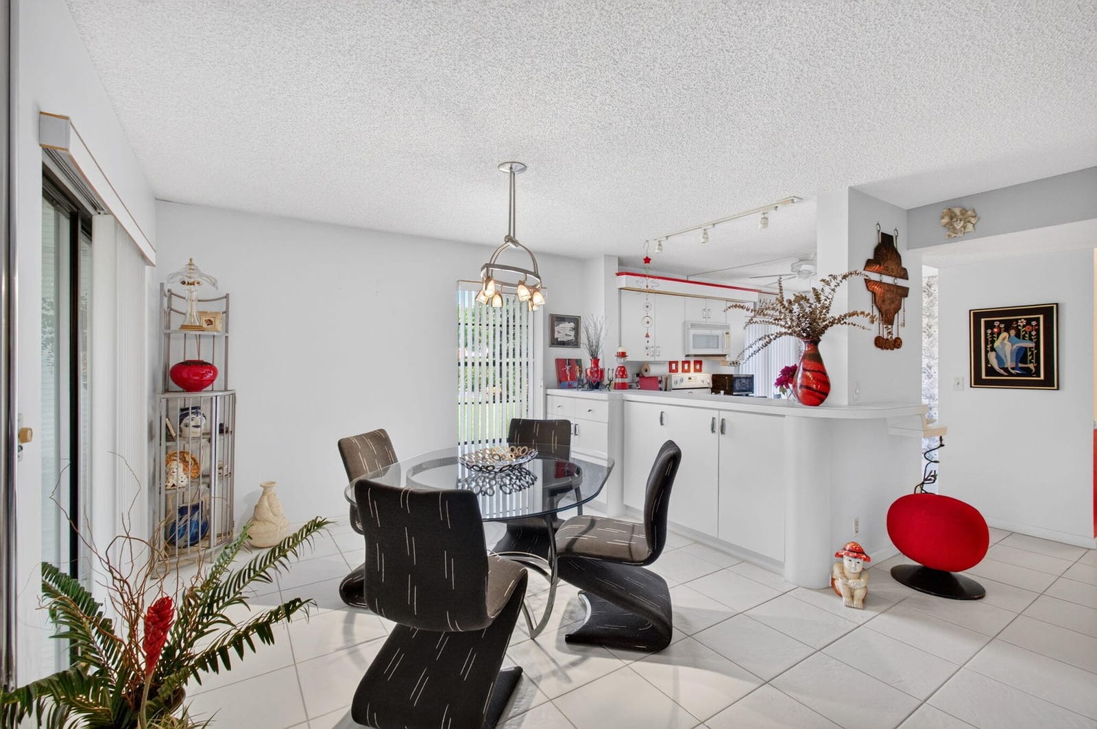 10247 N Circle Lake Drive 102 — photo 7