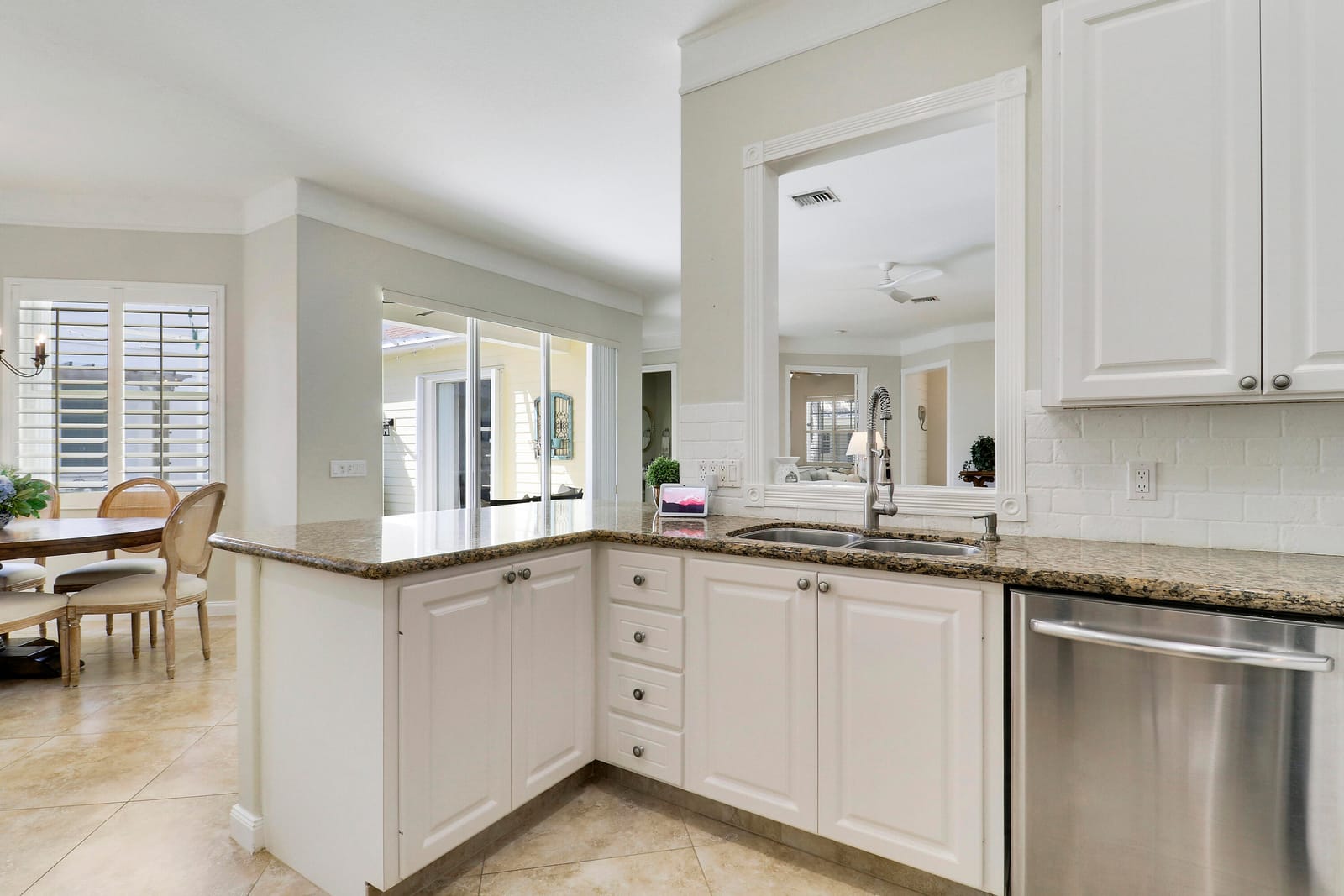 511 SWEET BAY Circle — photo 11