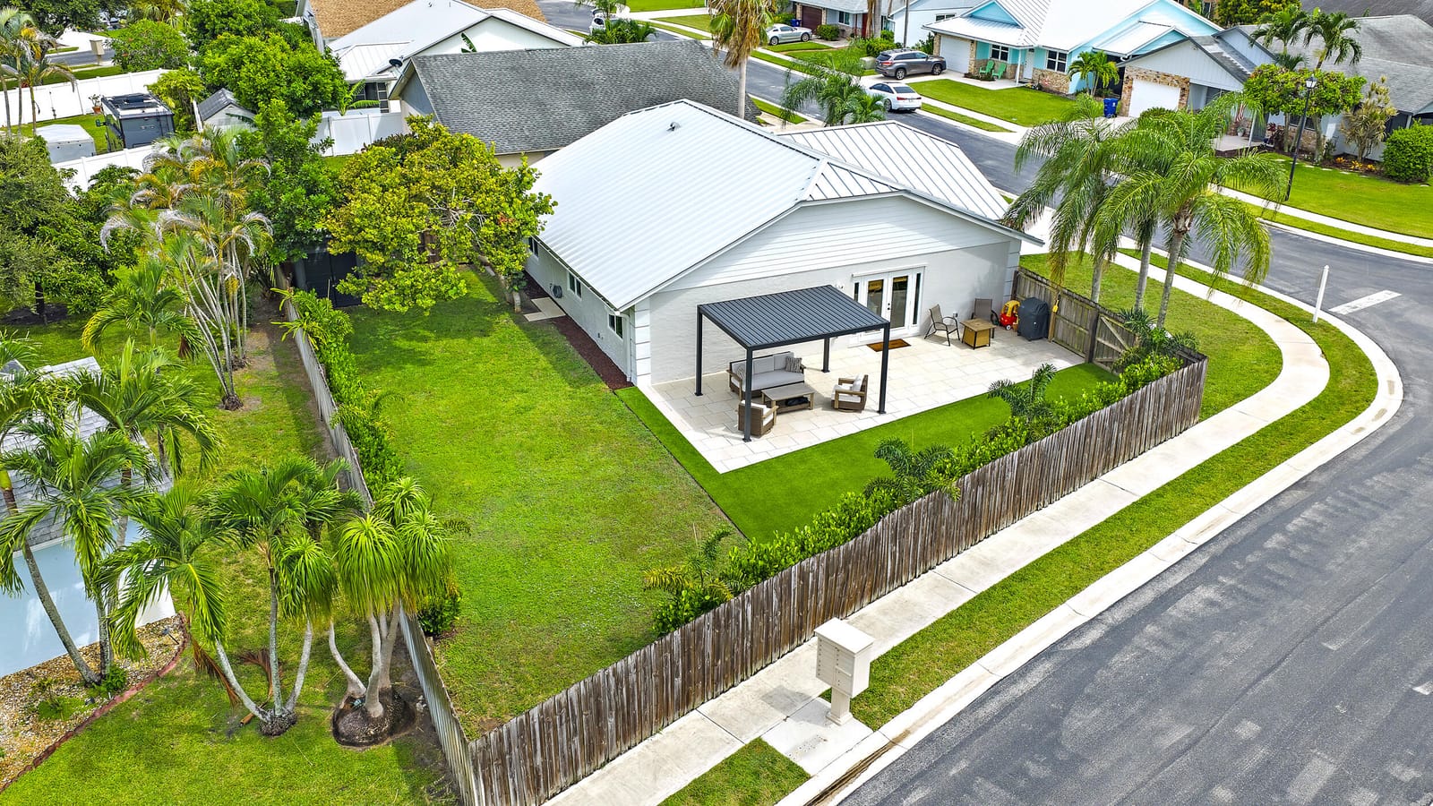 218 Wandering Trail, Jupiter, FL 33458 photo 14