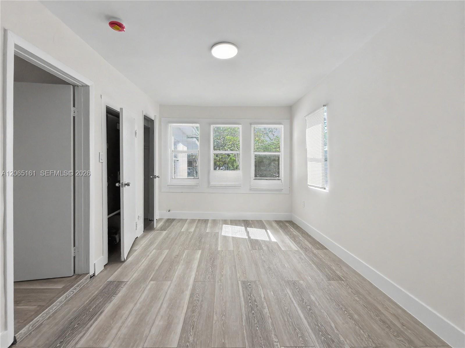228 NW 39th Street 0 — photo 7