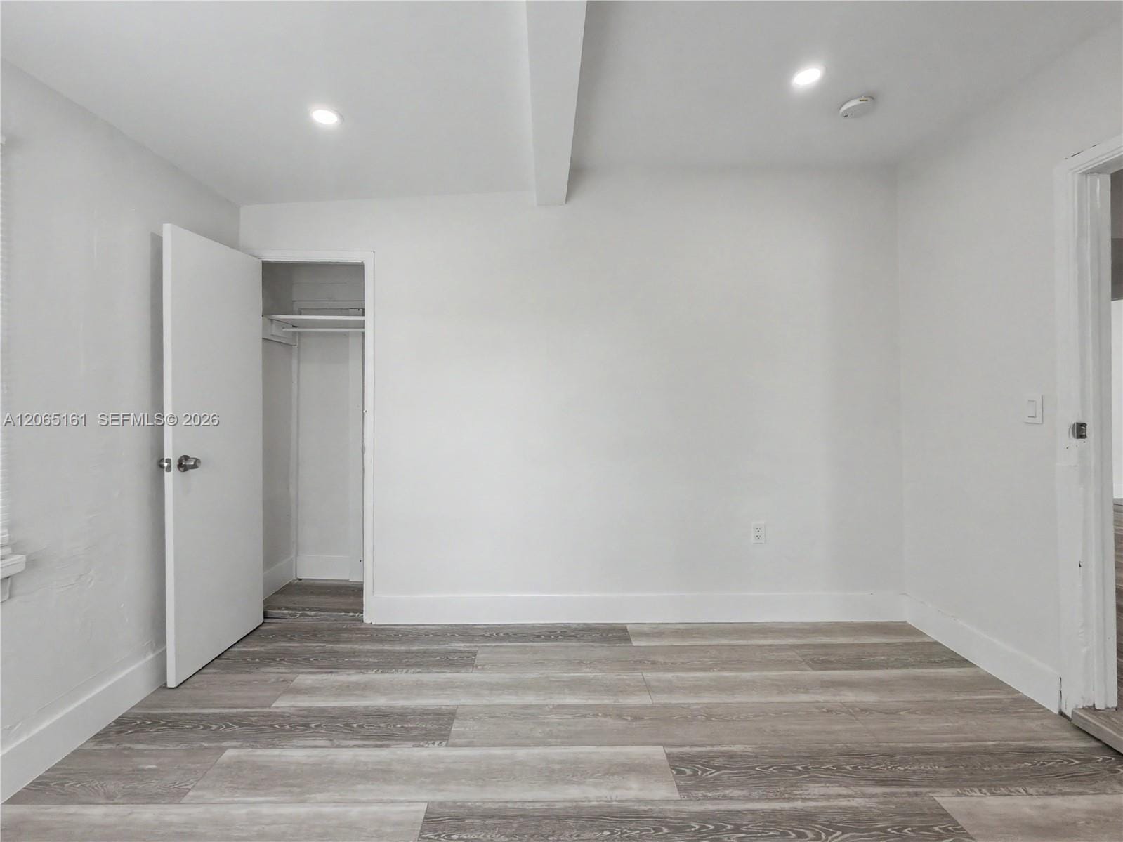 228 NW 39th Street 0 — photo 5