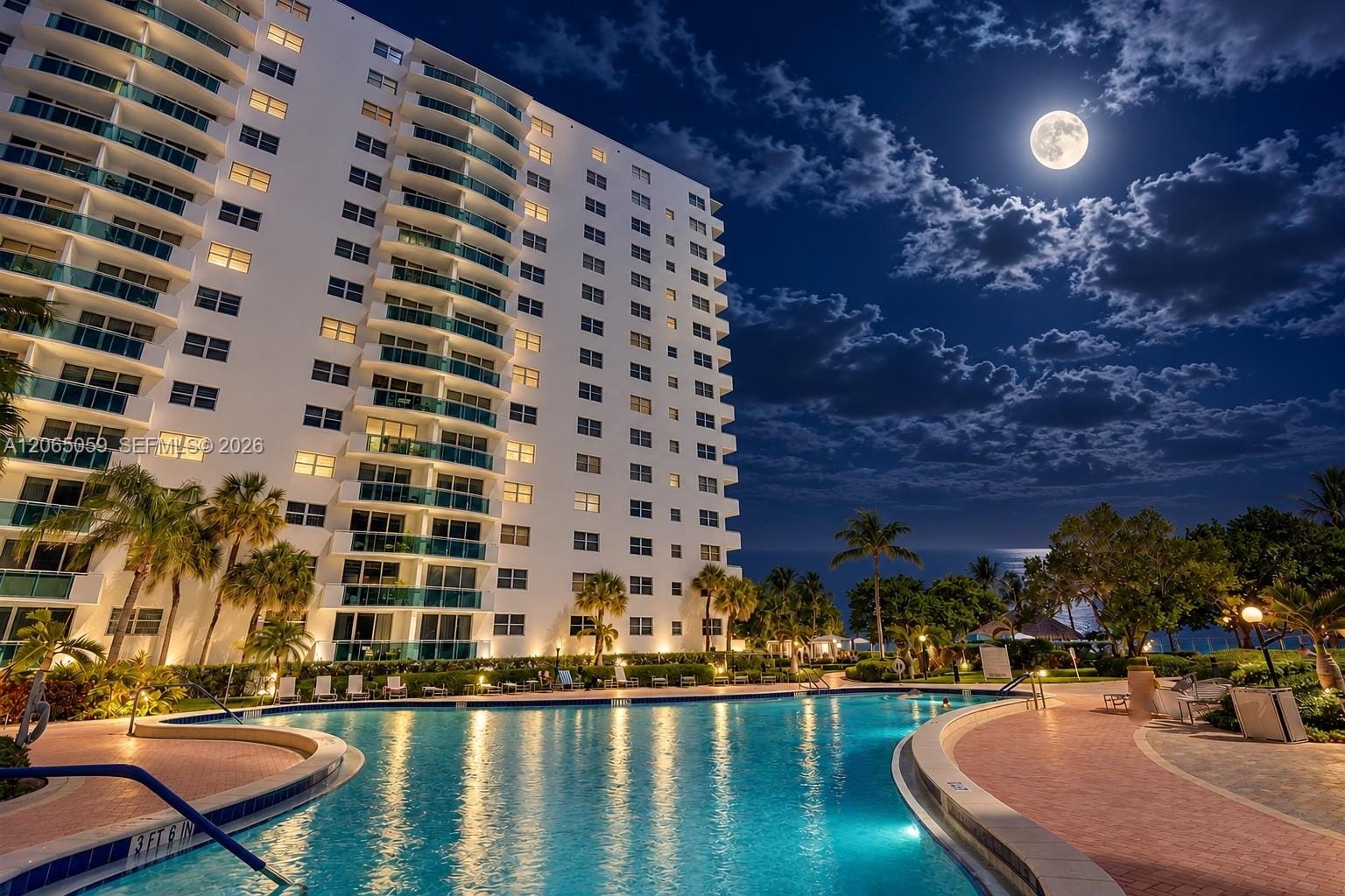 3001 S Ocean Drive 443 — photo 2