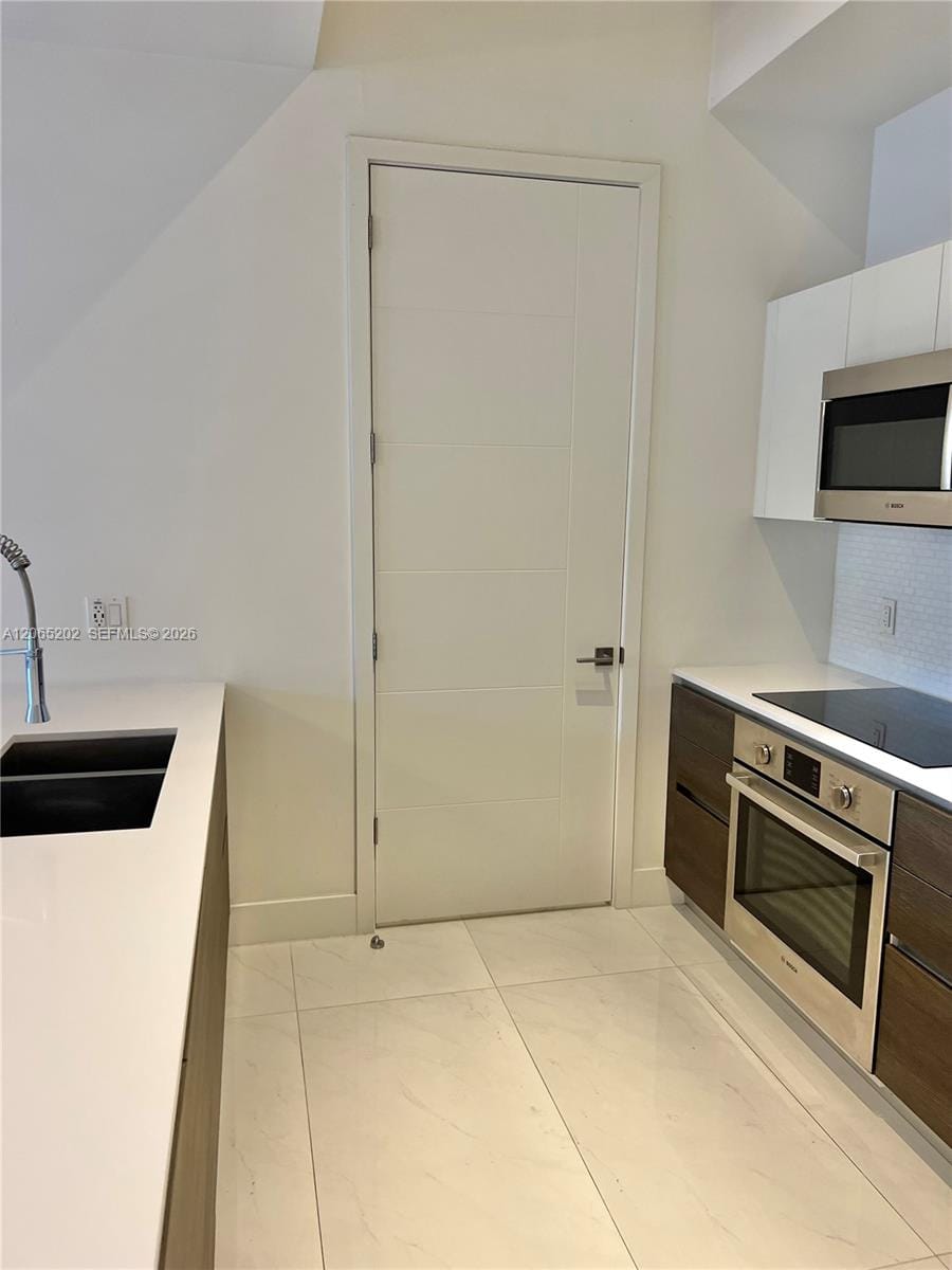 301 Altara Avenue 210, Coral Gables, FL 33146 photo 2