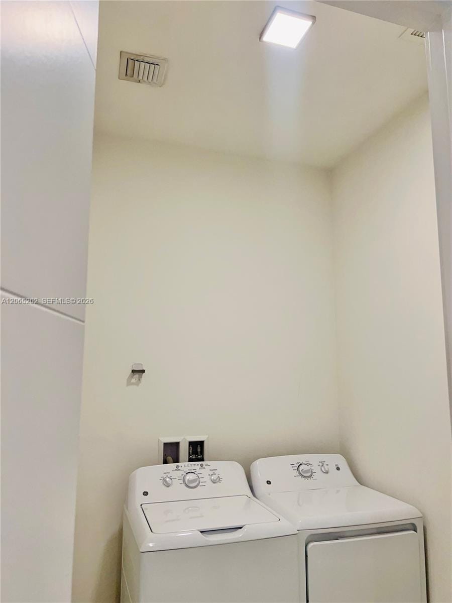 301 Altara Avenue 210, Coral Gables, FL 33146 photo 6
