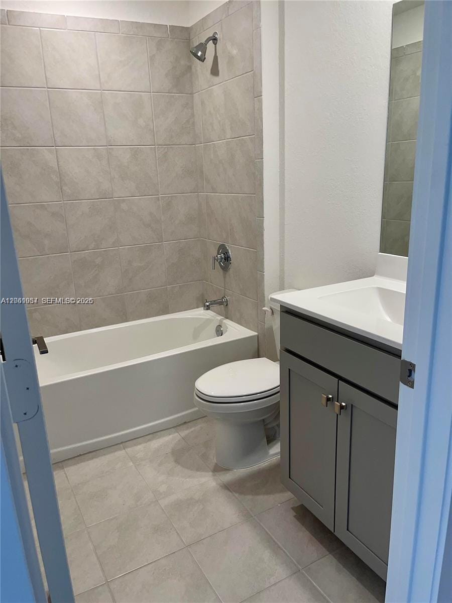 2435 SE 11th Street — photo 9