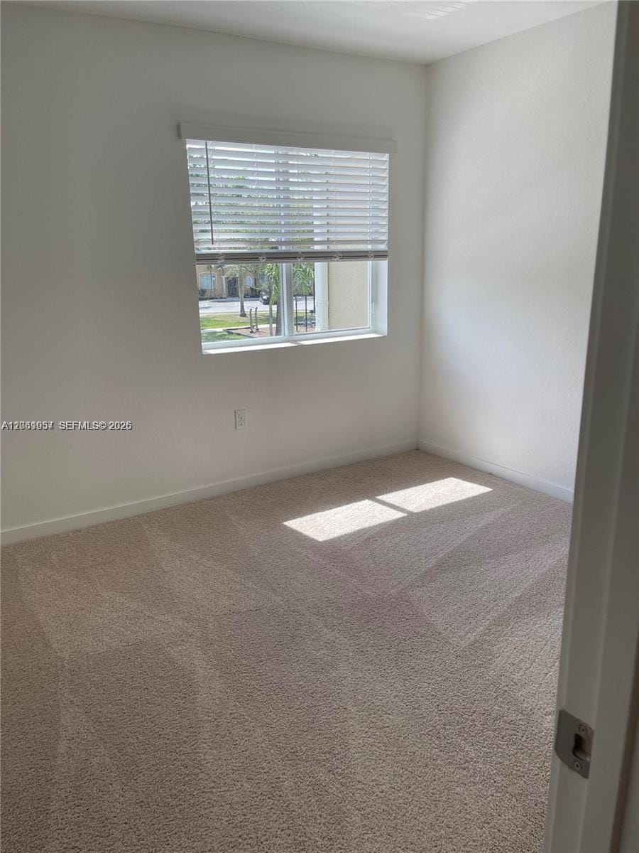 2435 SE 11th Street — photo 8