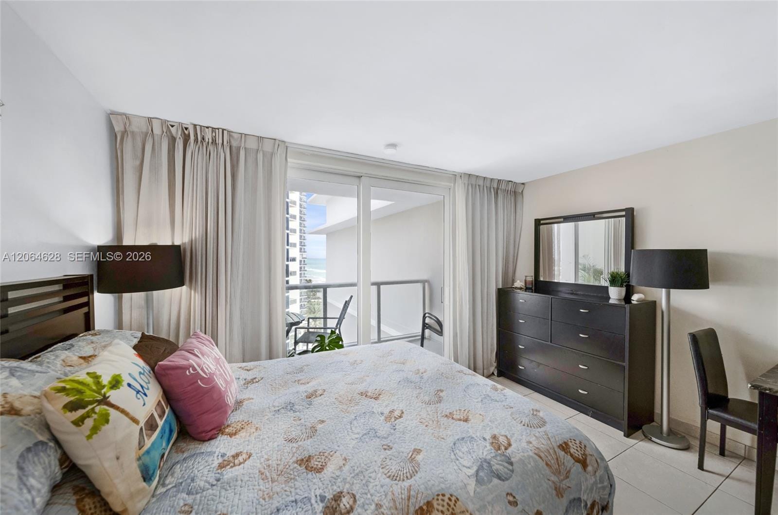 19201 Collins Avenue 1117 — photo 1