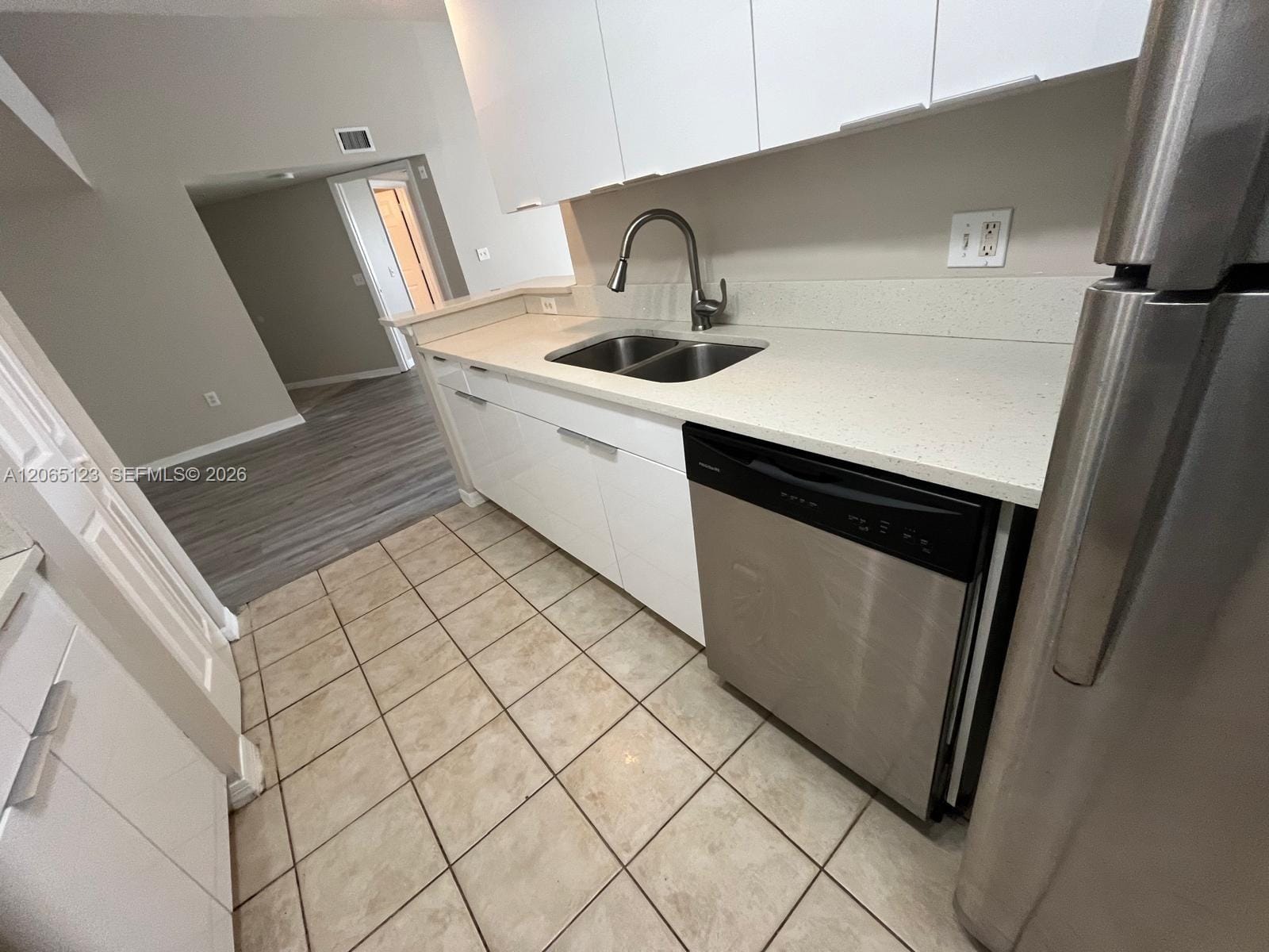 4171 N Haverhill Road 1013, West Palm Beach, FL 33417 photo 11