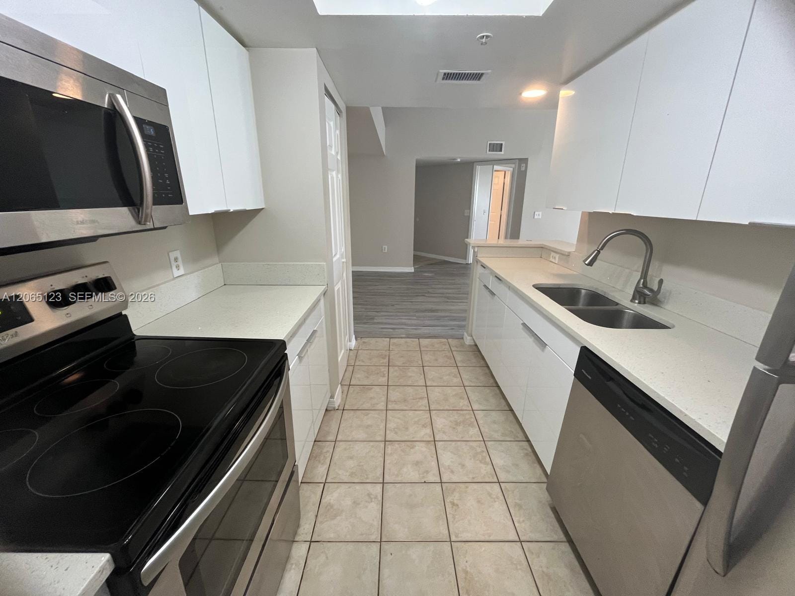 4171 N Haverhill Road 1013, West Palm Beach, FL 33417 photo 9