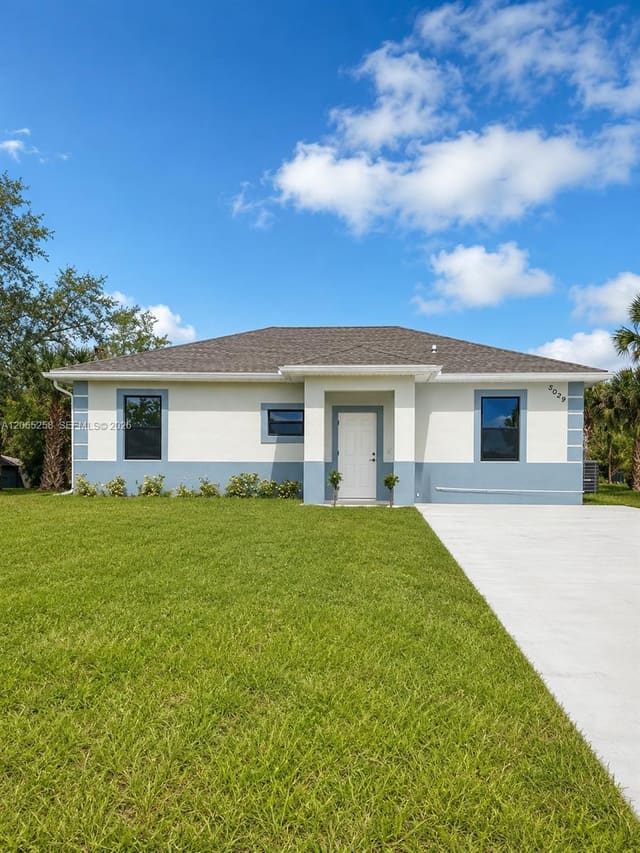 3052 S Beechwood Circle, LaBelle, FL 33935