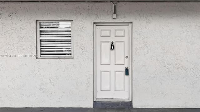 17255 SW 95th Avenue 161, Palmetto Bay, FL 33157