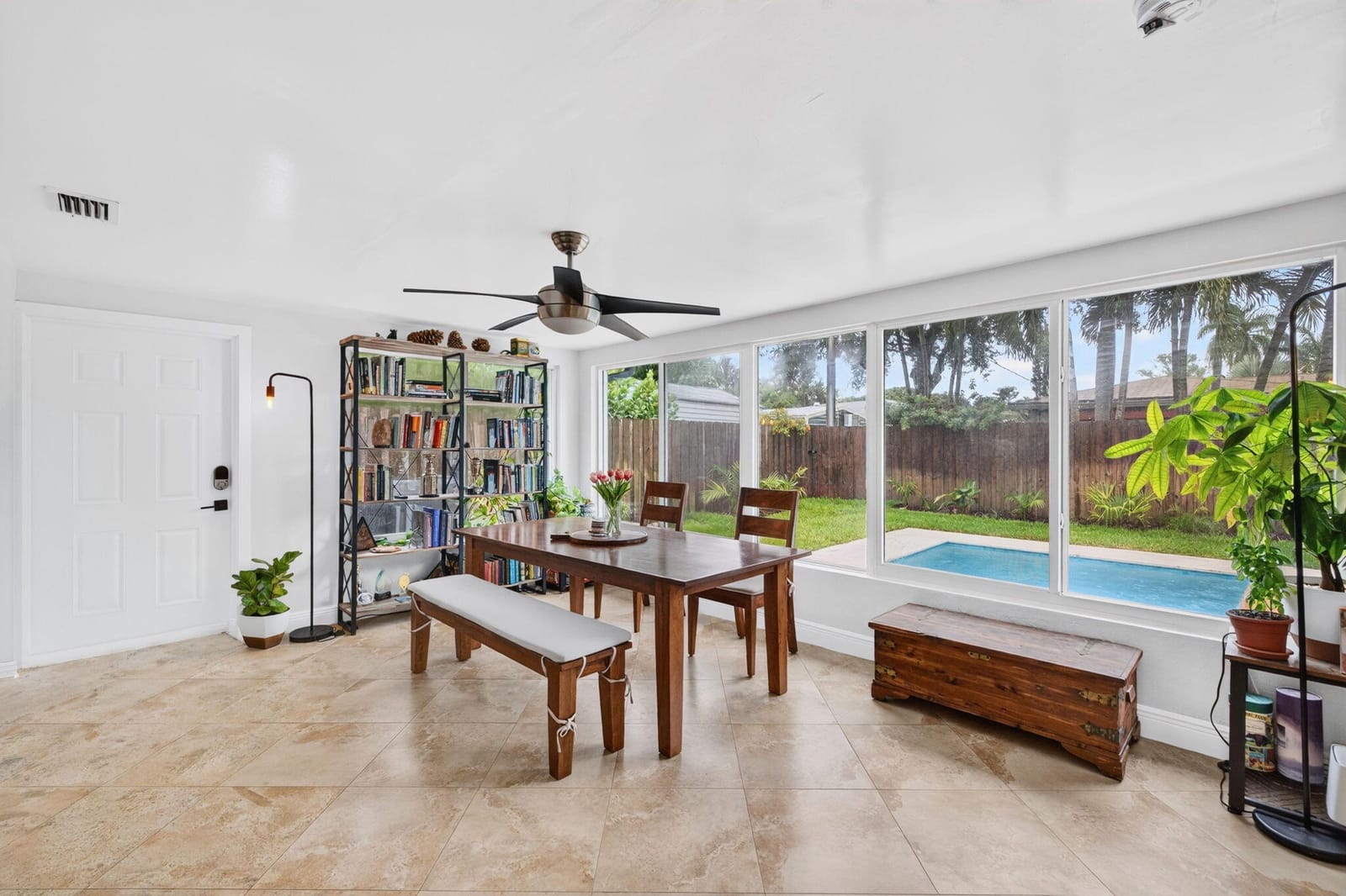 4670 NE 4TH Avenue, Oakland Park, FL 33334 photo 15
