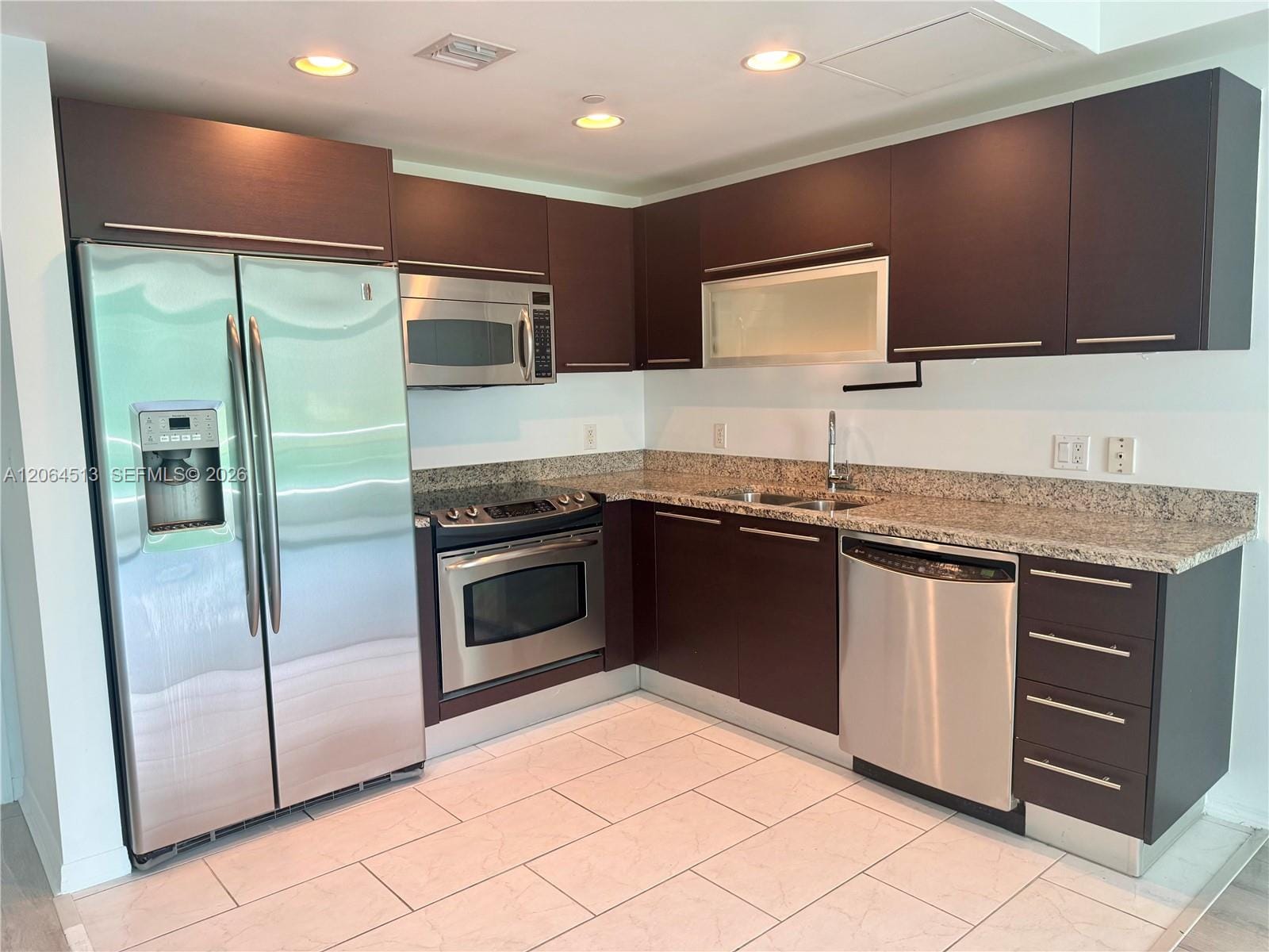 951 Brickell Avenue 409 — photo 9