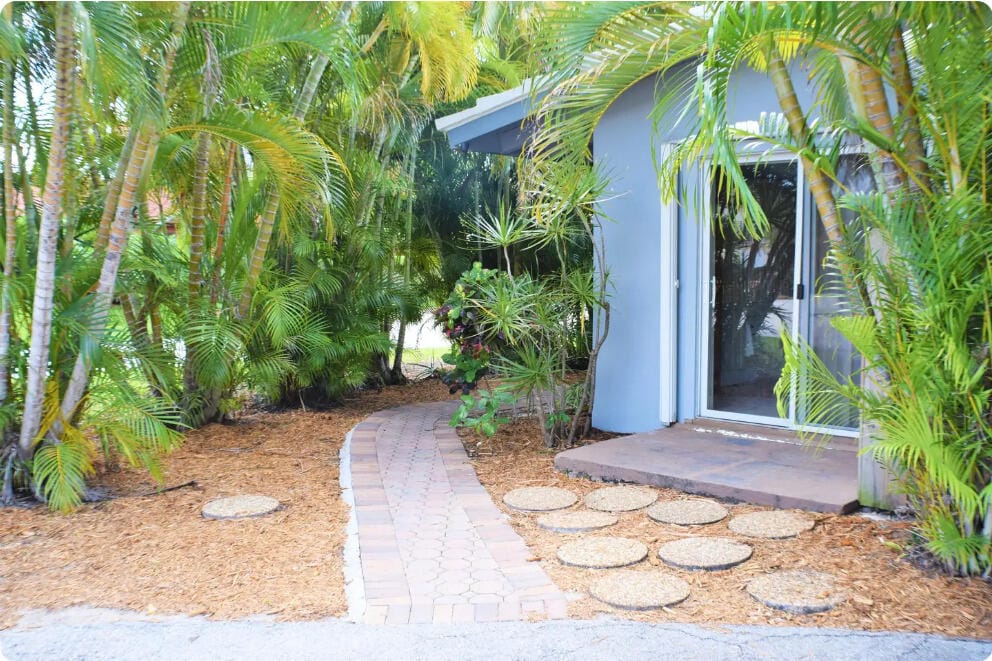 4411 E TRADEWINDS Avenue A-B, Lauderdale-By-The-Sea, FL 33308 photo 1