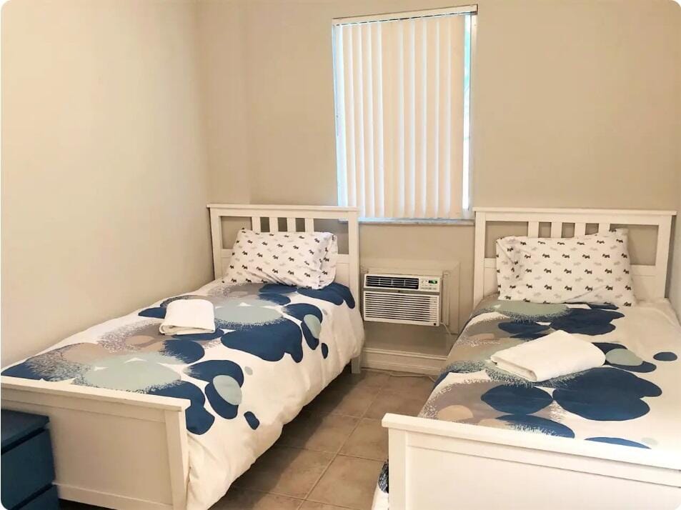 4411 E TRADEWINDS Avenue A-B, Lauderdale-By-The-Sea, FL 33308 photo 12