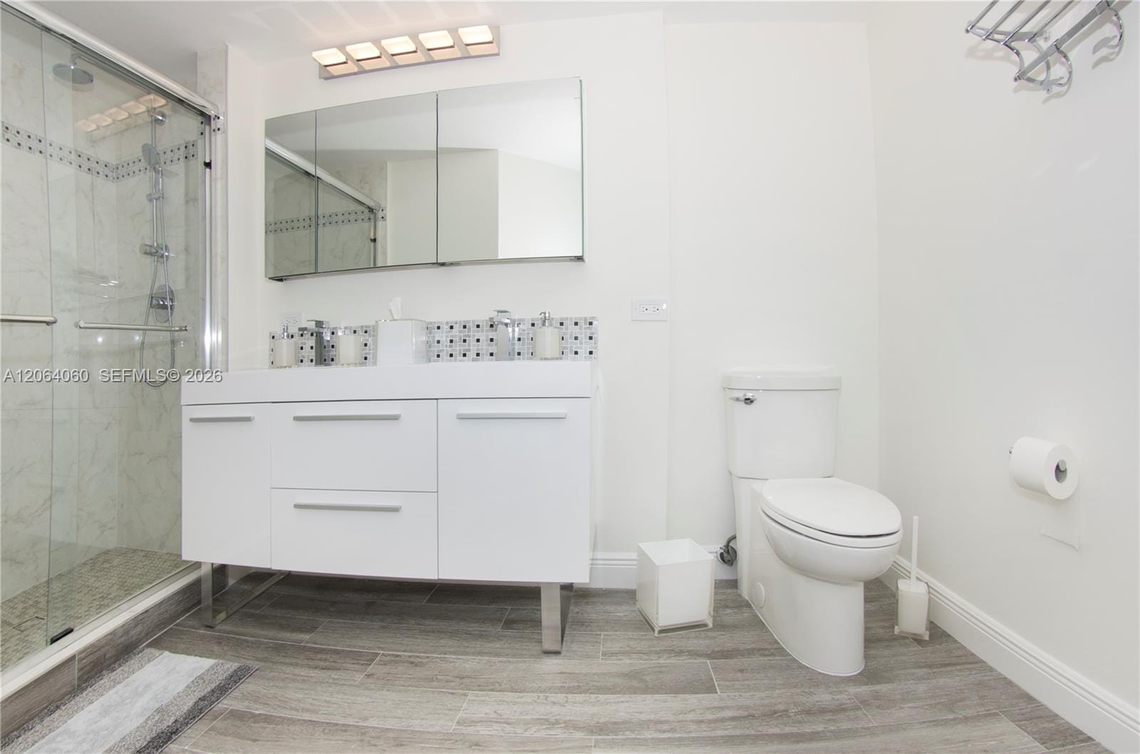 17150 N Bay Road 2408, Sunny Isles Beach, FL 33160 photo 12