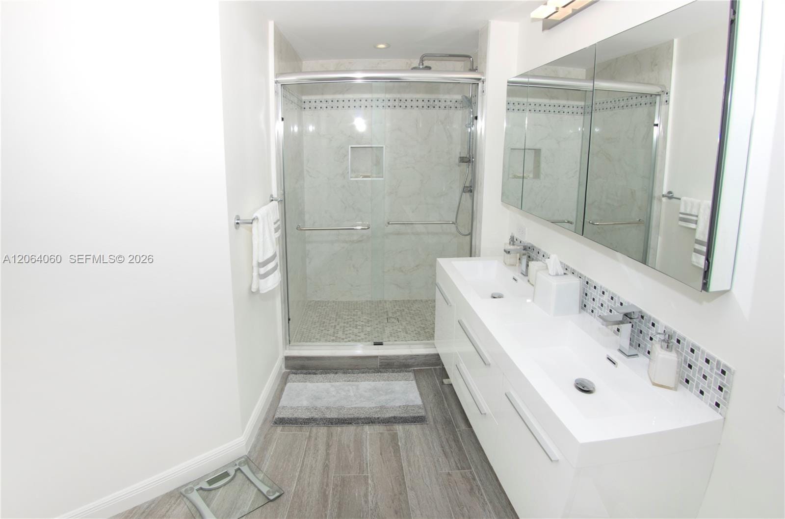 17150 N Bay Road 2408, Sunny Isles Beach, FL 33160 photo 14