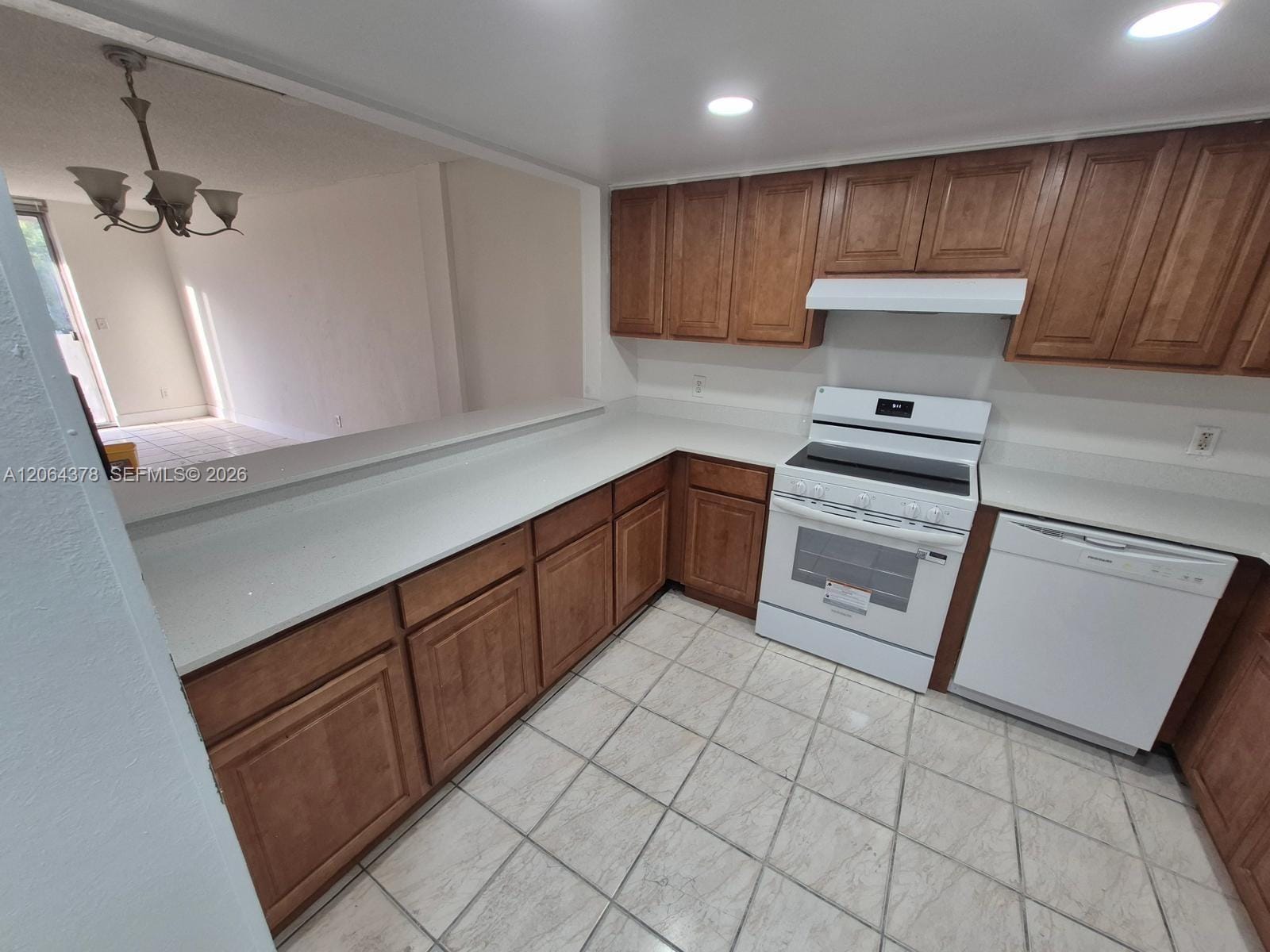 1750 W 46th Street 331 — photo 2