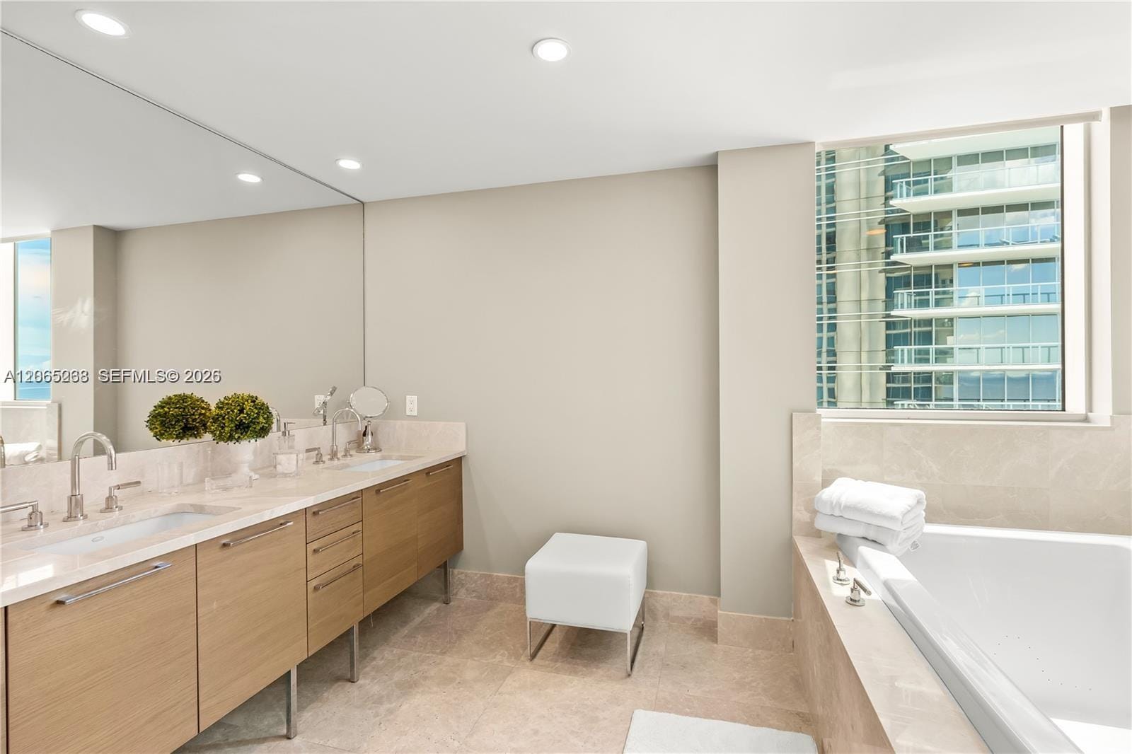 17001 Collins Avenue 1908, Sunny Isles Beach, FL 33160 photo 17