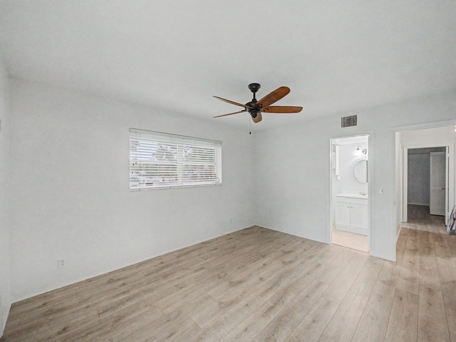3 Westwood Avenue 101E — photo 7