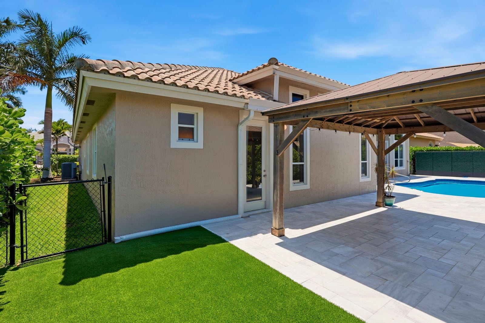 21653 Marigot Drive — photo 4
