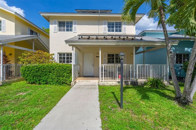 1975 NW 3rd Court 39, Miami, FL 33136