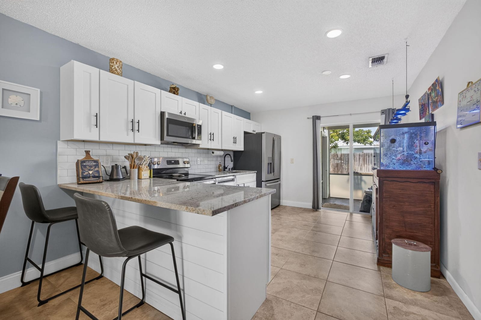 8717 SE SANDY Lane, Hobe Sound, FL 33455 photo 15