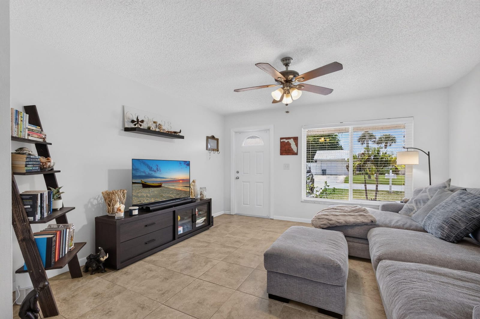 8717 SE SANDY Lane — photo 3