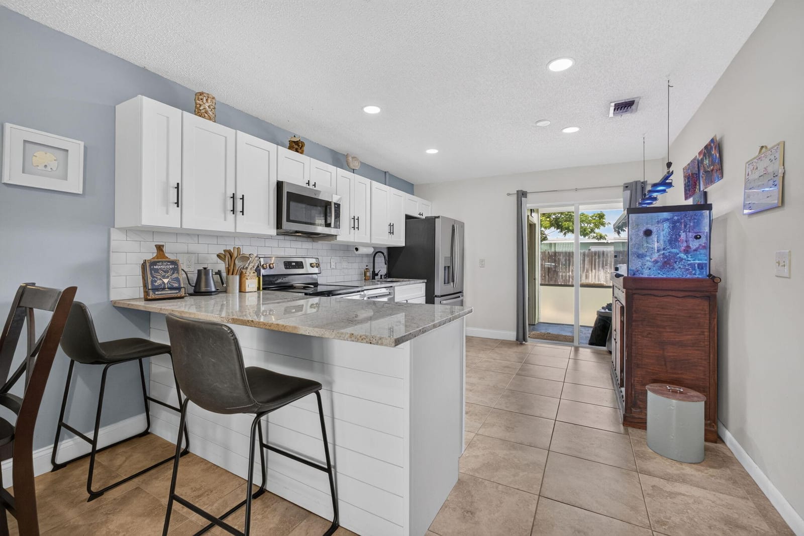 8717 SE SANDY Lane — photo 9