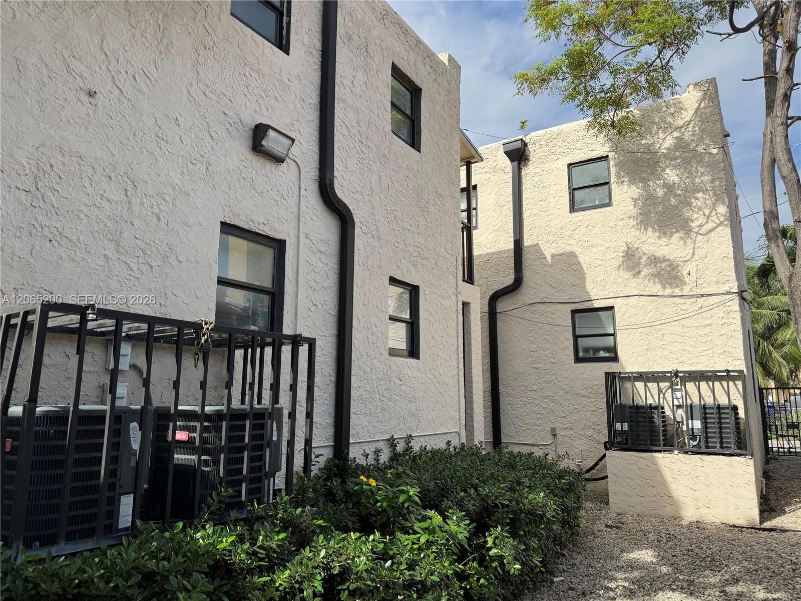 1068 NW 5th Street B-1 — photo 4
