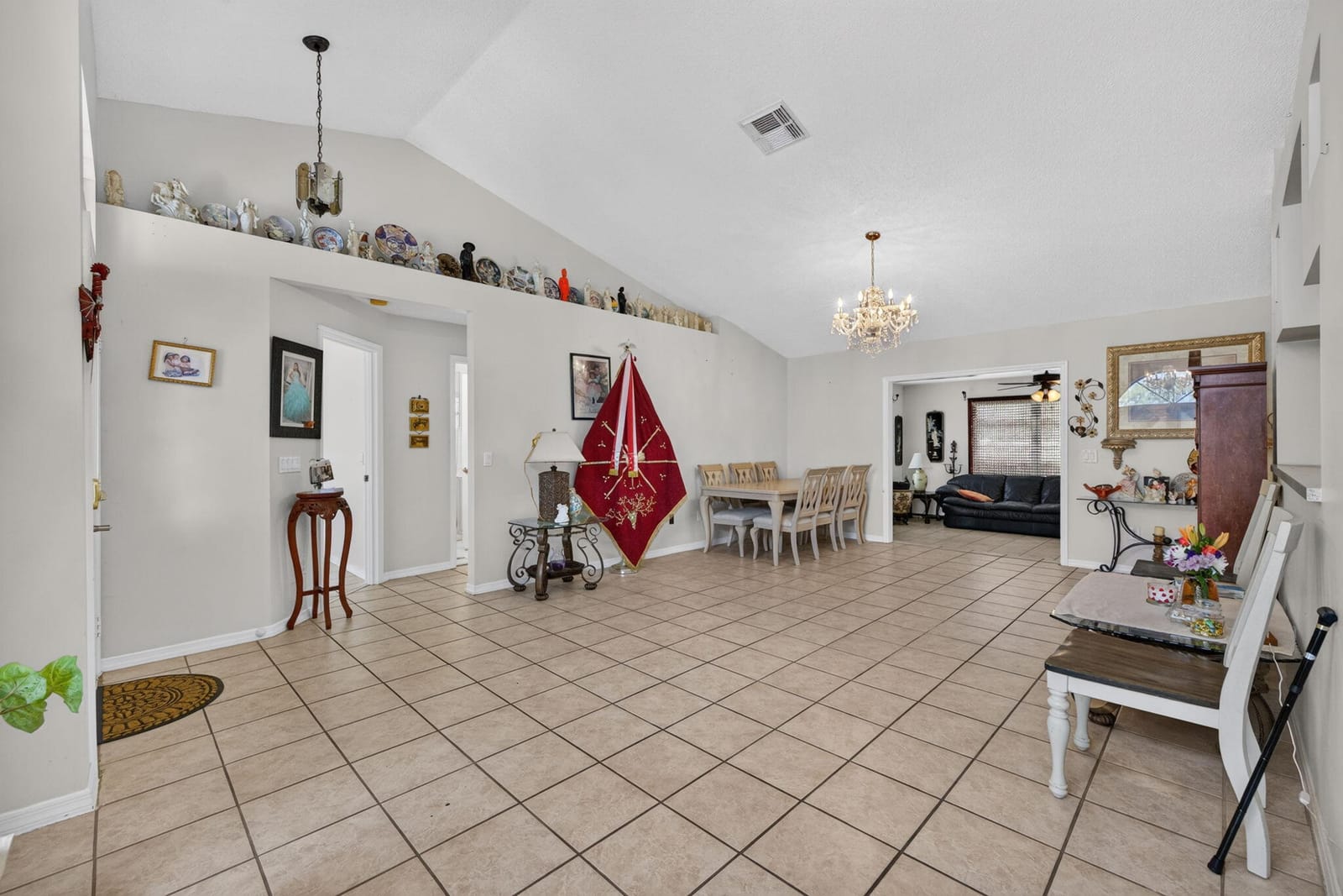 514 NW FERRIS Drive — photo 4