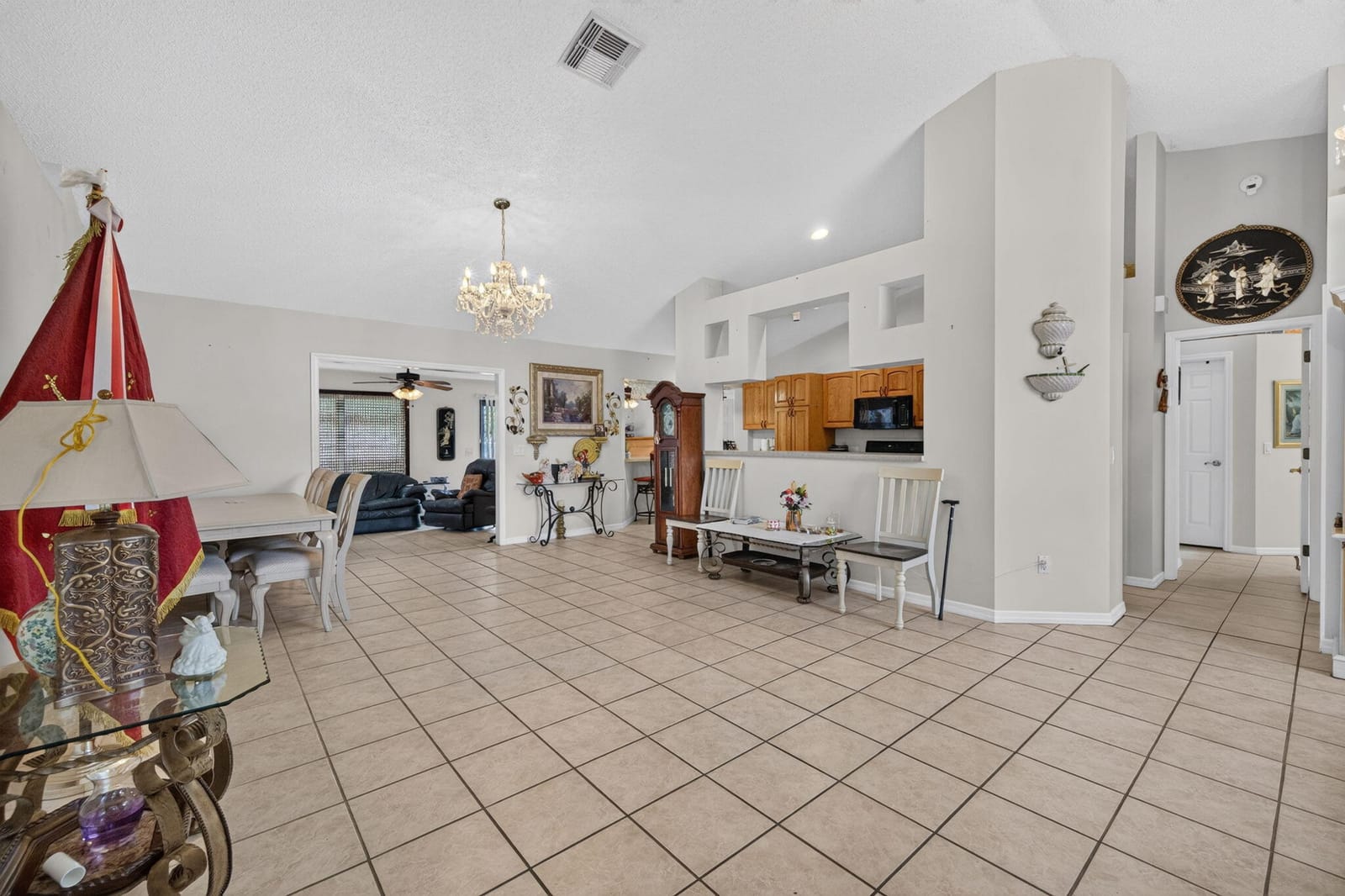 514 NW FERRIS Drive — photo 6