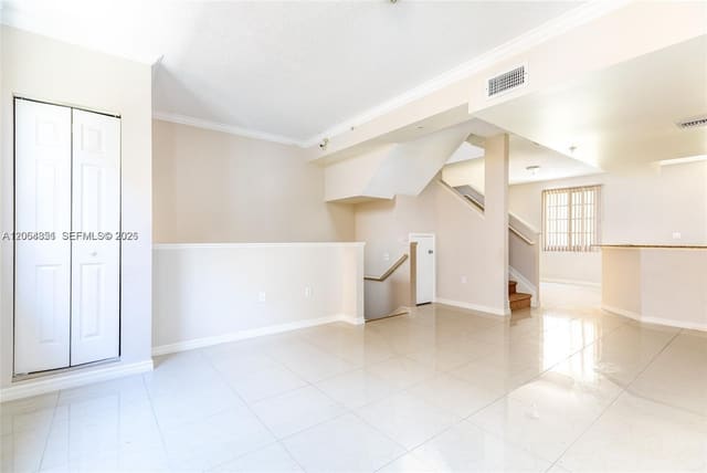 2845 NE 185th Street 906, Aventura, FL 33180