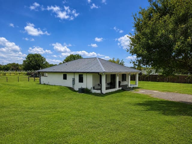 525 N Granja Street, Clewiston, FL 33440