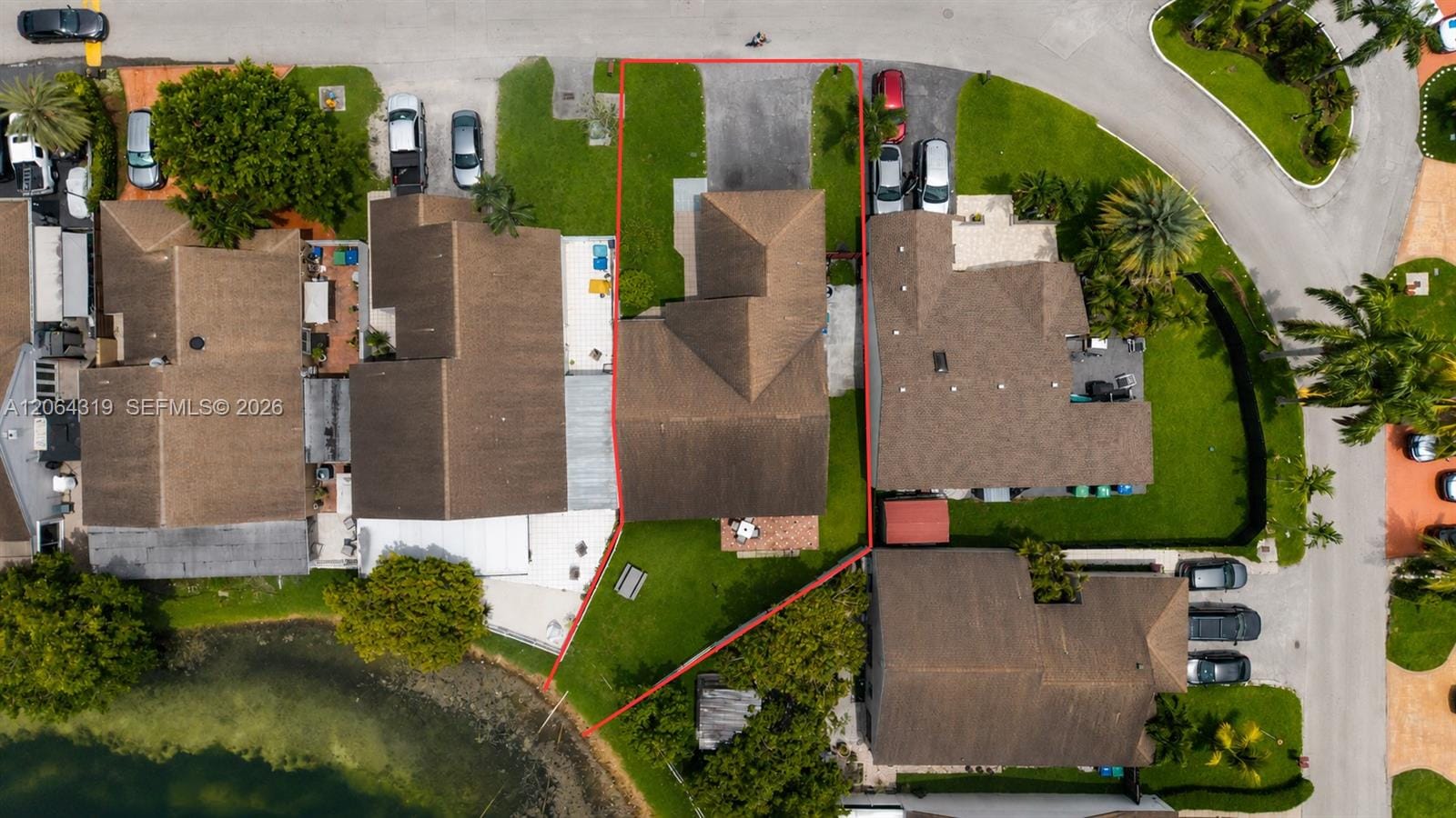 18772 NW 80th Court, Hialeah, FL 33015 photo 15