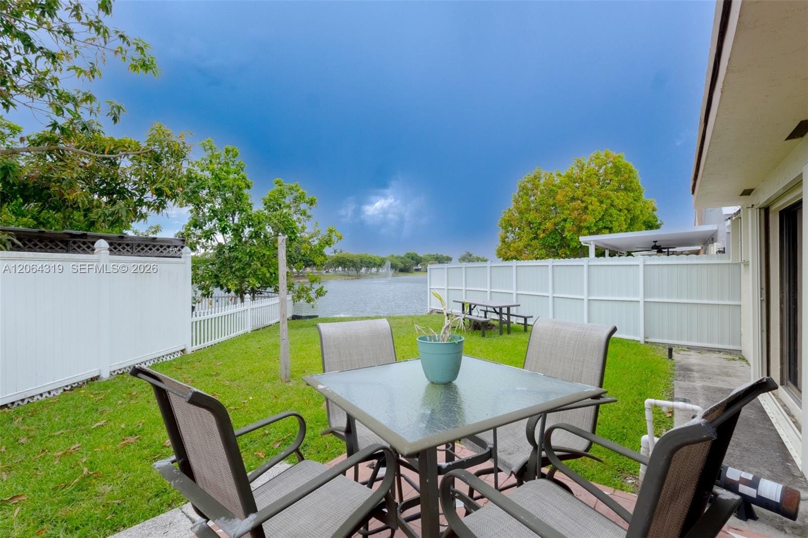 18772 NW 80th Court, Hialeah, FL 33015 photo 17