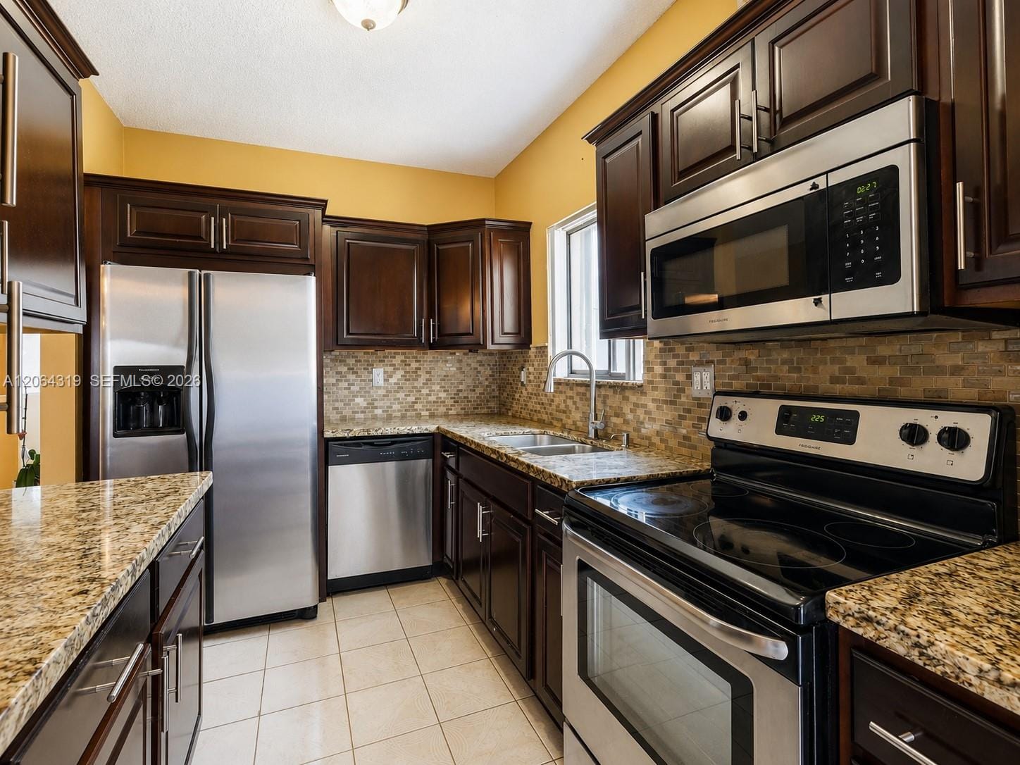 18772 NW 80th Court, Hialeah, FL 33015 photo 7