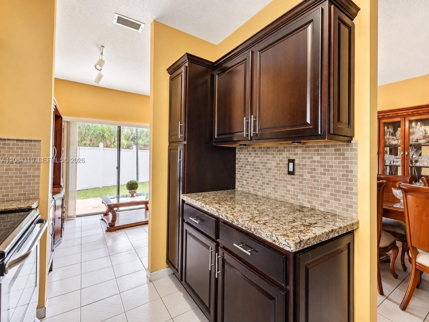 18772 NW 80th Court, Hialeah, FL 33015 photo 9