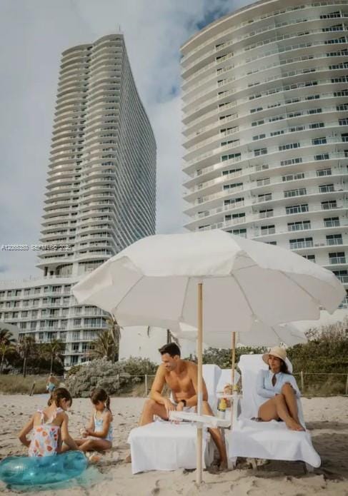 4111 S Ocean Drive 1912 — photo 5