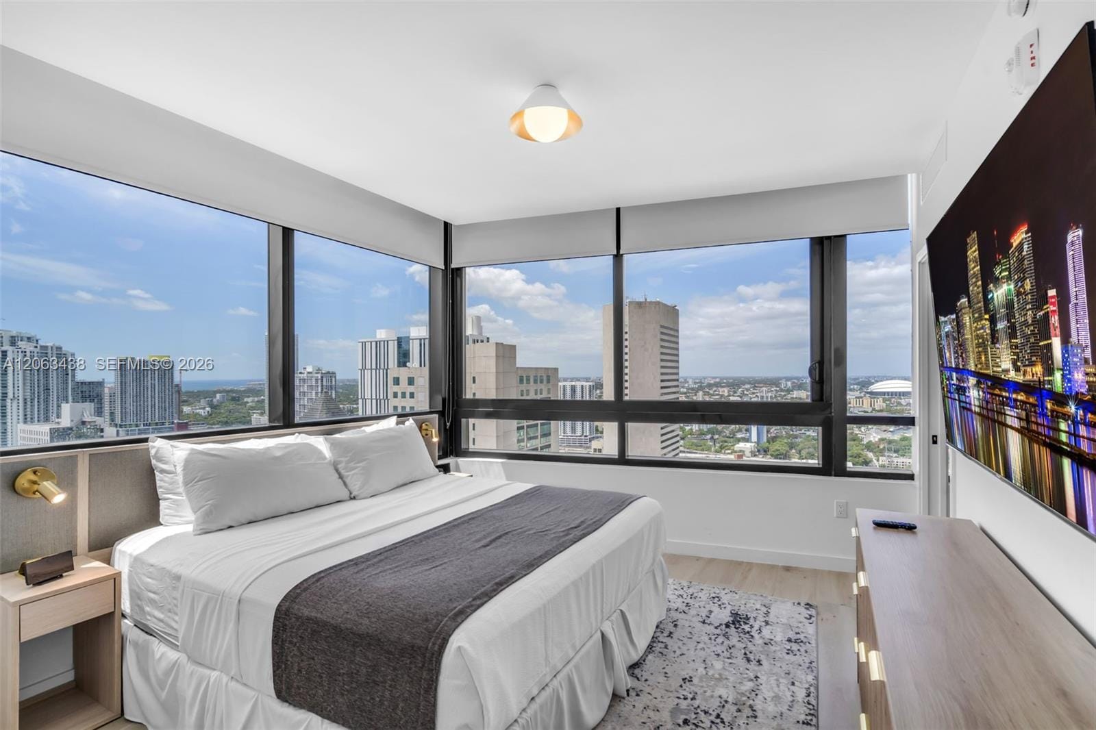 225 N Miami Avenue PH-3712 — photo 12