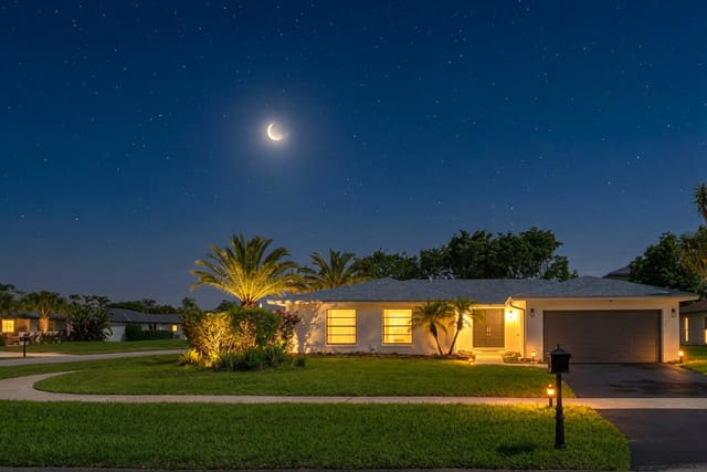4854 ACORN Drive, sold in Pheasant Walk Sec 2, Boca Raton, FL