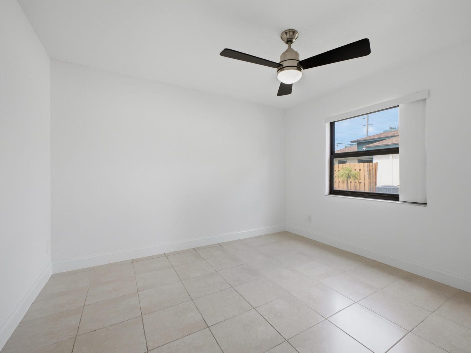 1110 Manor Drive, Palm Springs, FL 33461 photo 21