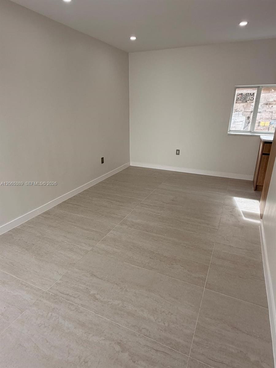 2436 SW 7th Street 10 — photo 5
