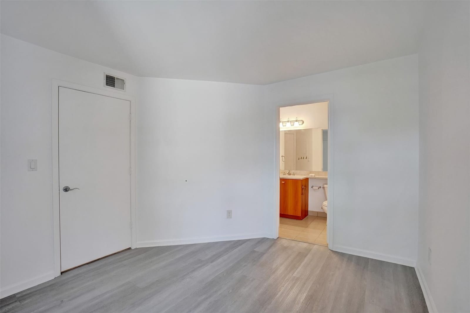 1050 CRYSTAL Way N, Delray Beach, FL 33444 photo 24
