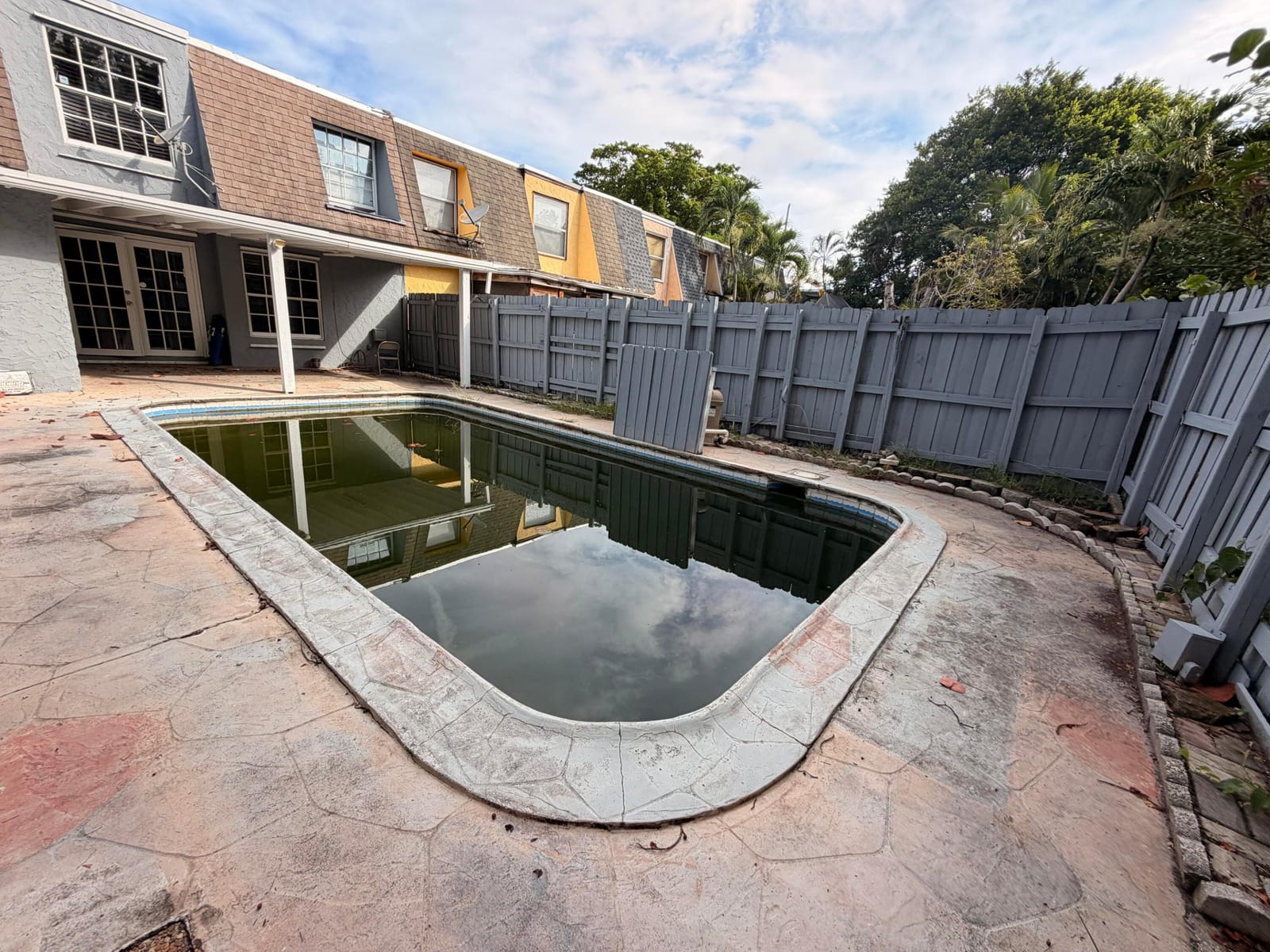 296 SUNSHINE Drive — photo 2