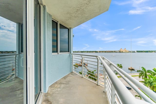 1551 N FLAGLER Drive 817, sold in ZIP 33401, West Palm Beach, FL