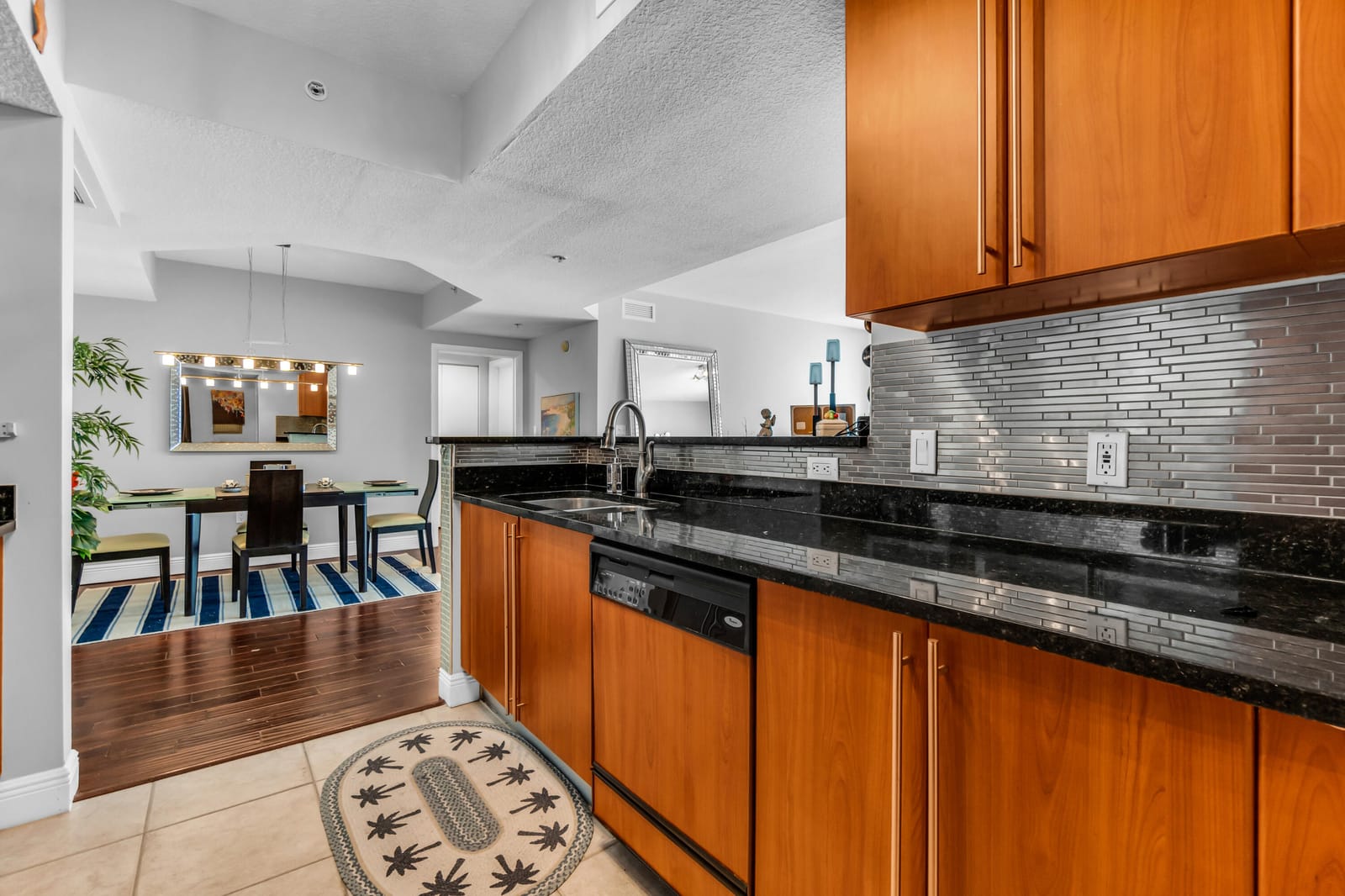 1551 N FLAGLER Drive 817 — photo 10