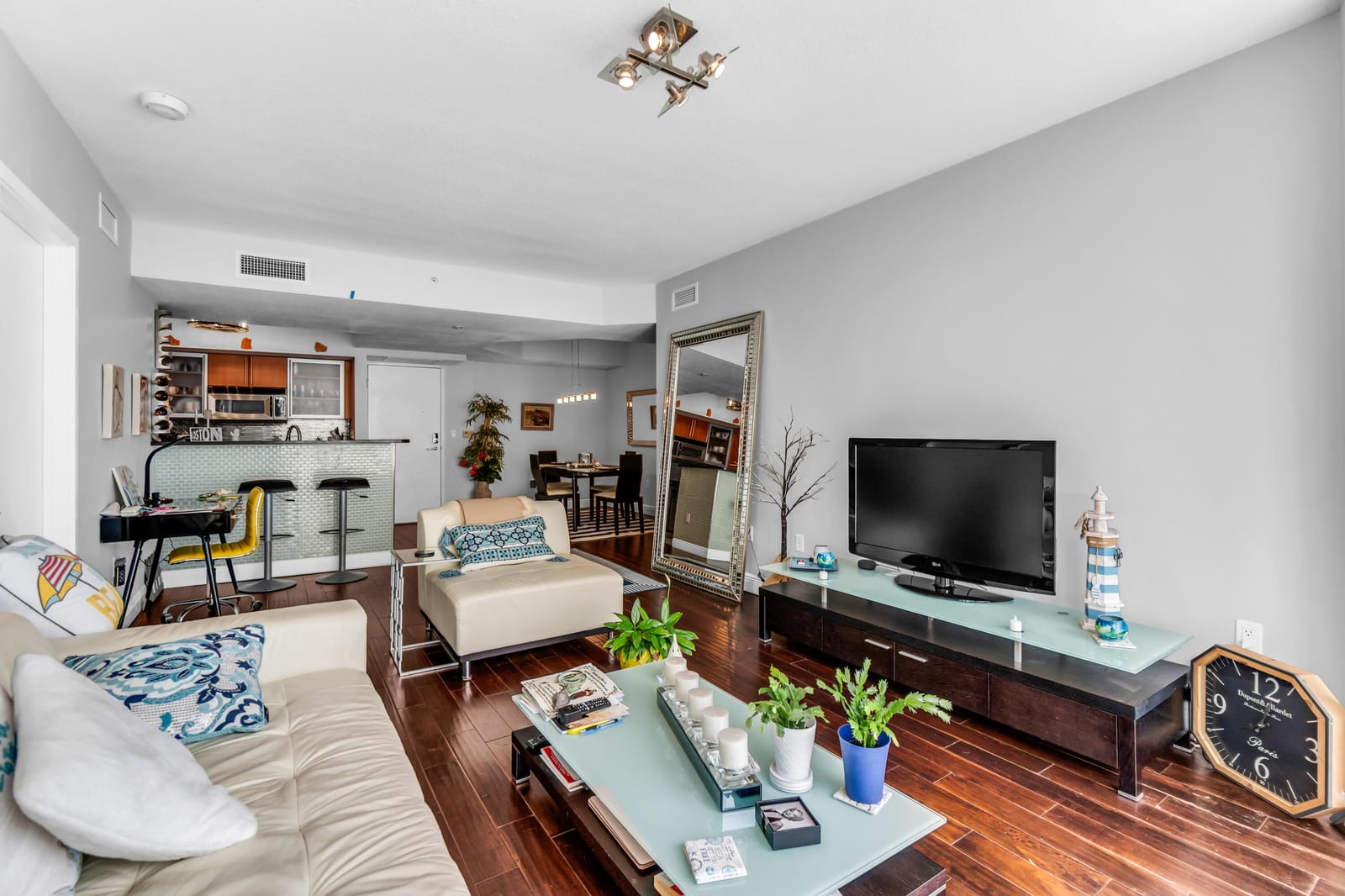 1551 N FLAGLER Drive 817 — photo 7