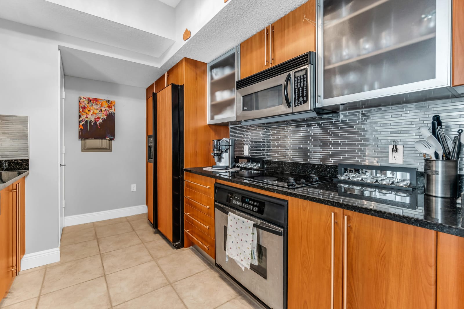 1551 N FLAGLER Drive 817 — photo 9