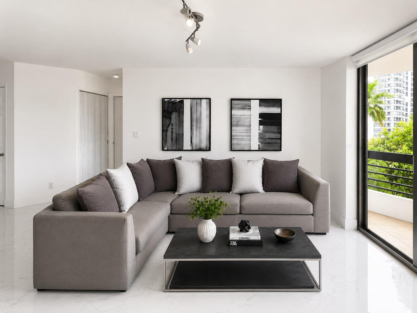 3600 MYSTIC POINTE Drive 608 — photo 5